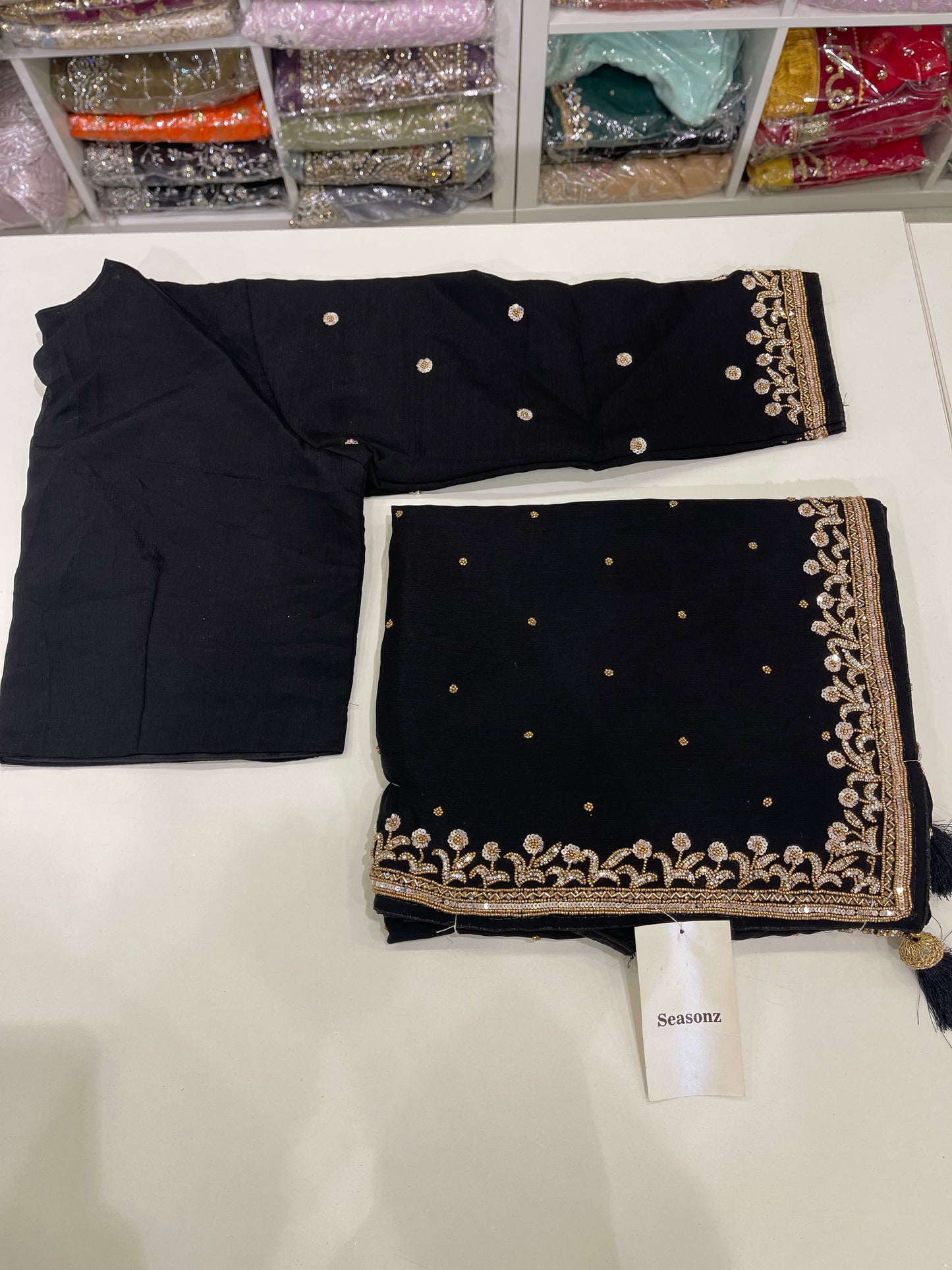 #1661 Saree