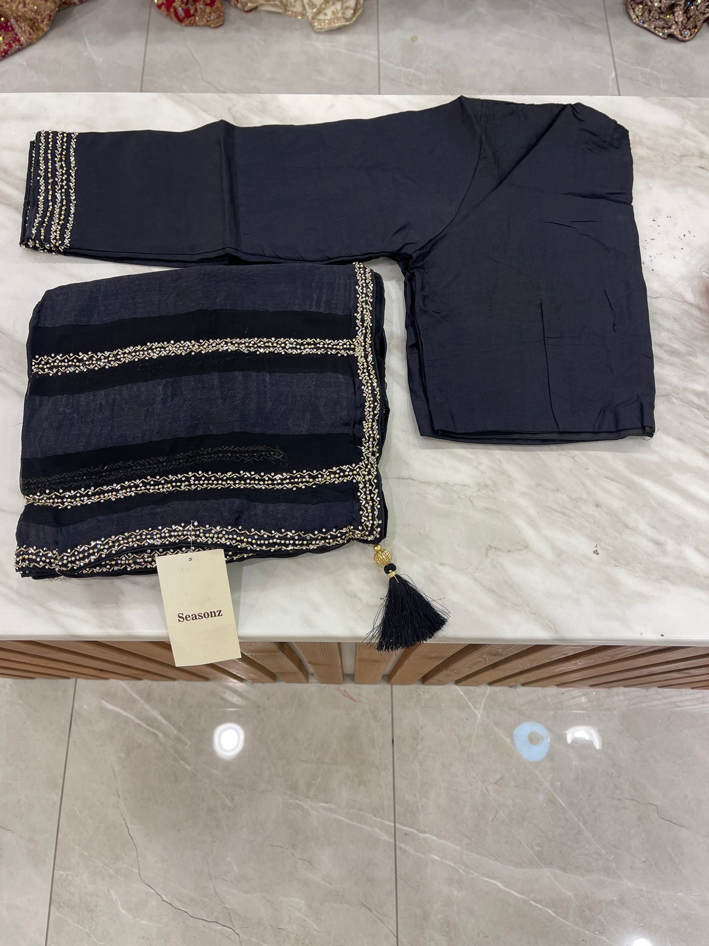 #1801 Saree (two-toned)