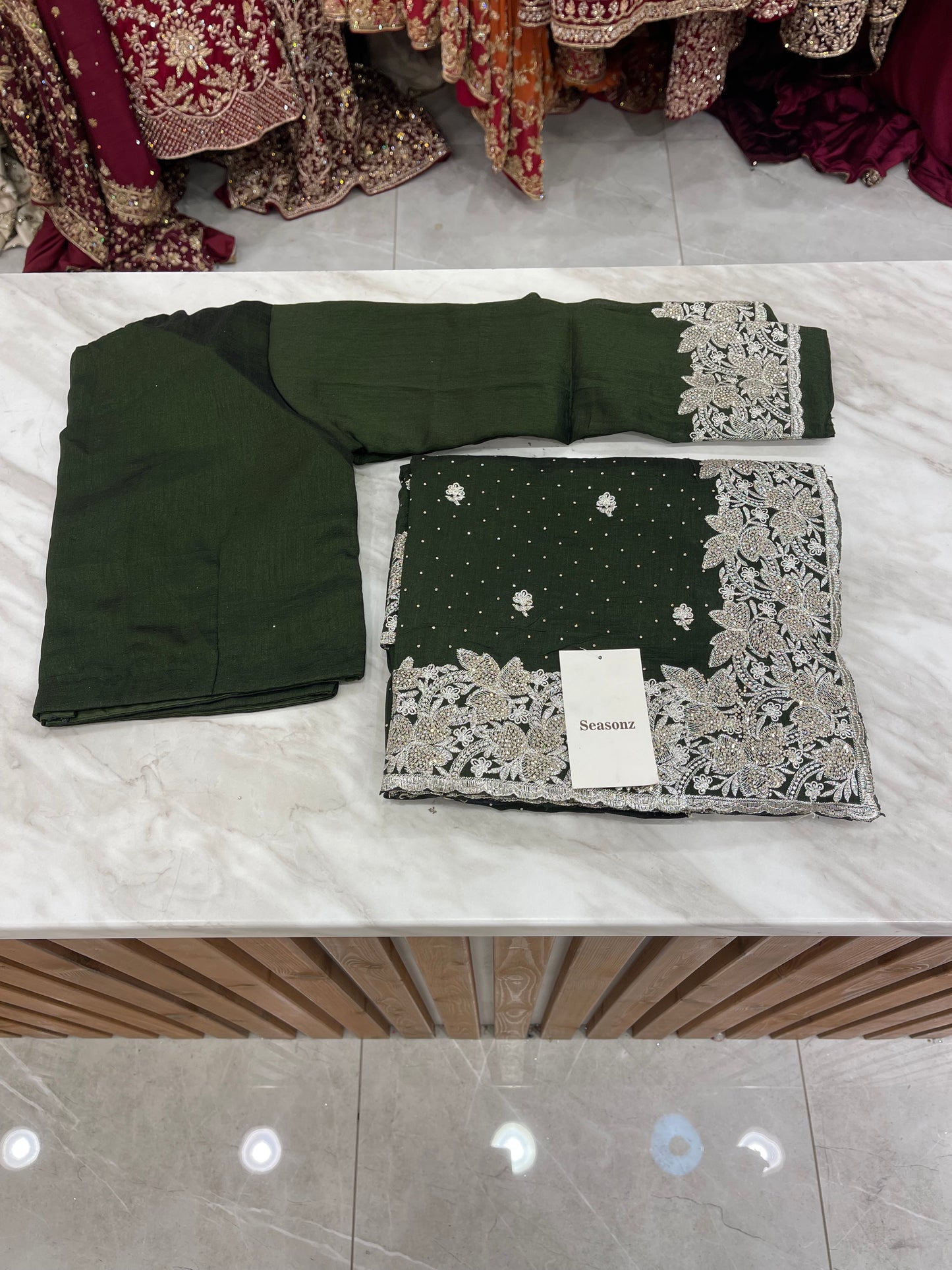 #1800 Saree