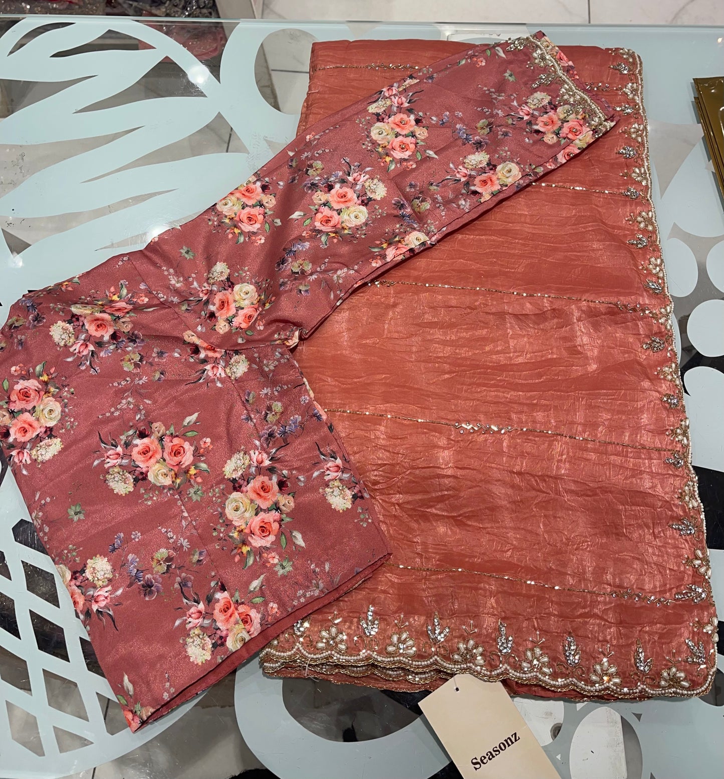 #1050 Saree