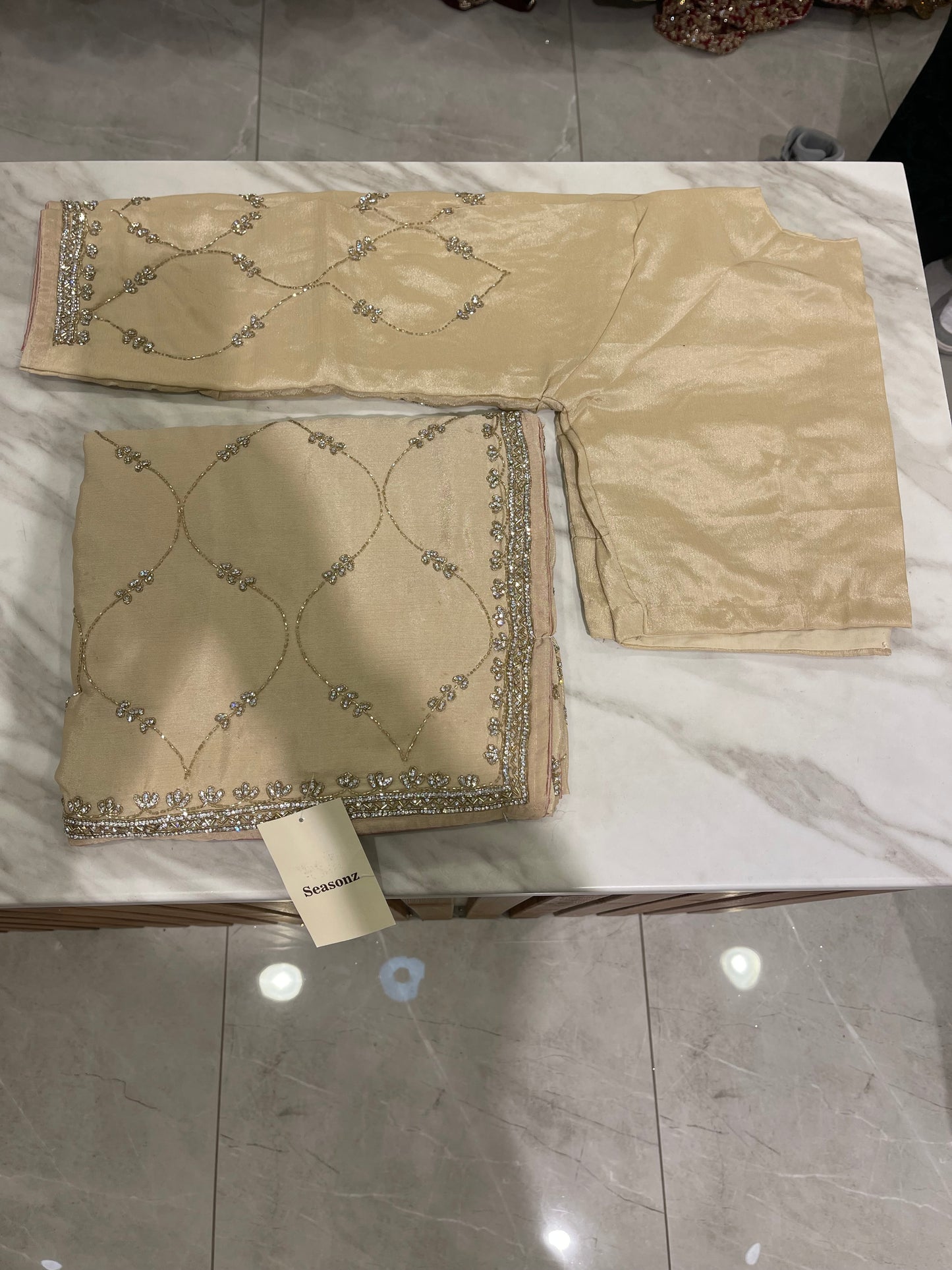#1774 Saree
