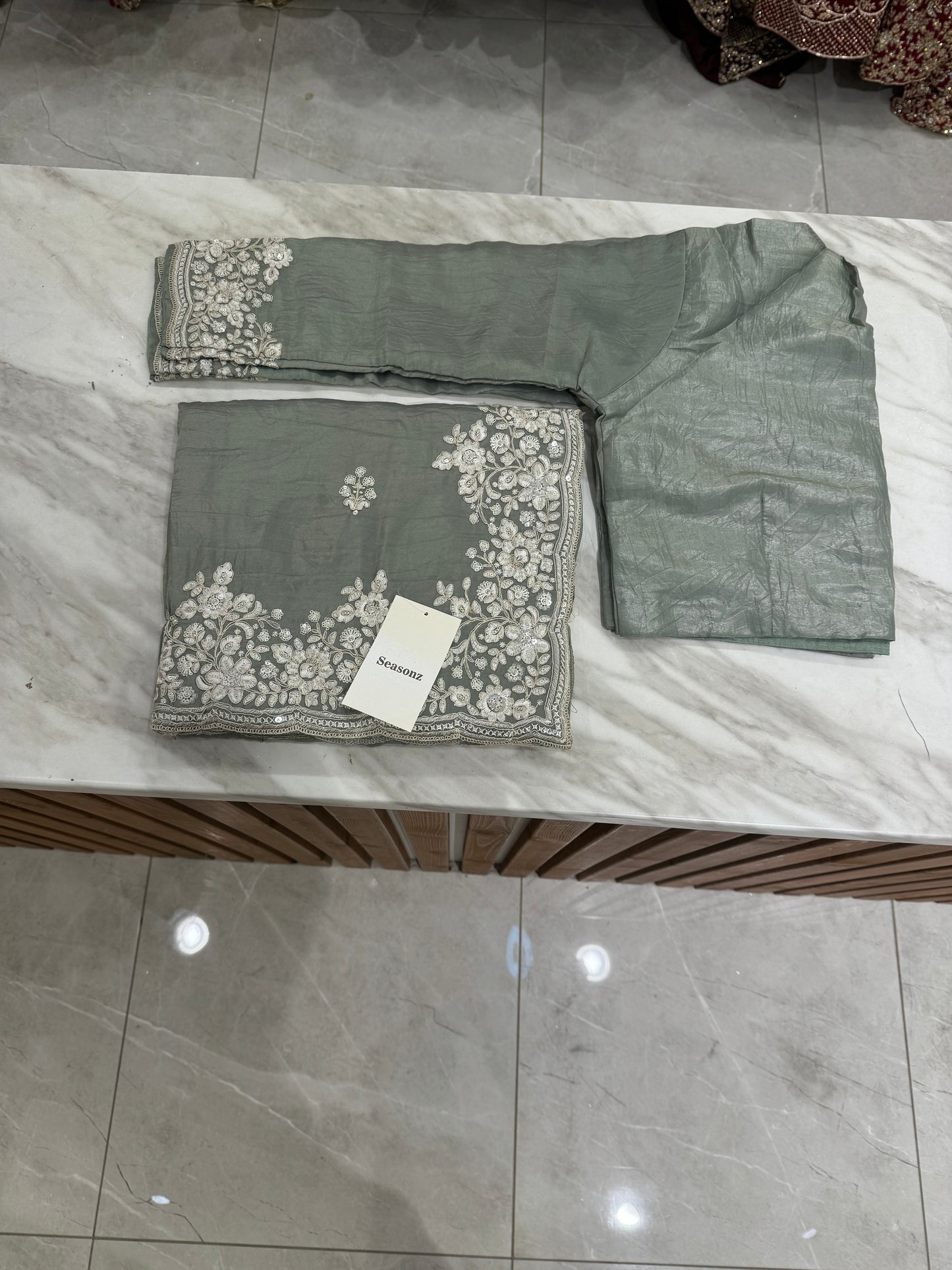#1982 Saree