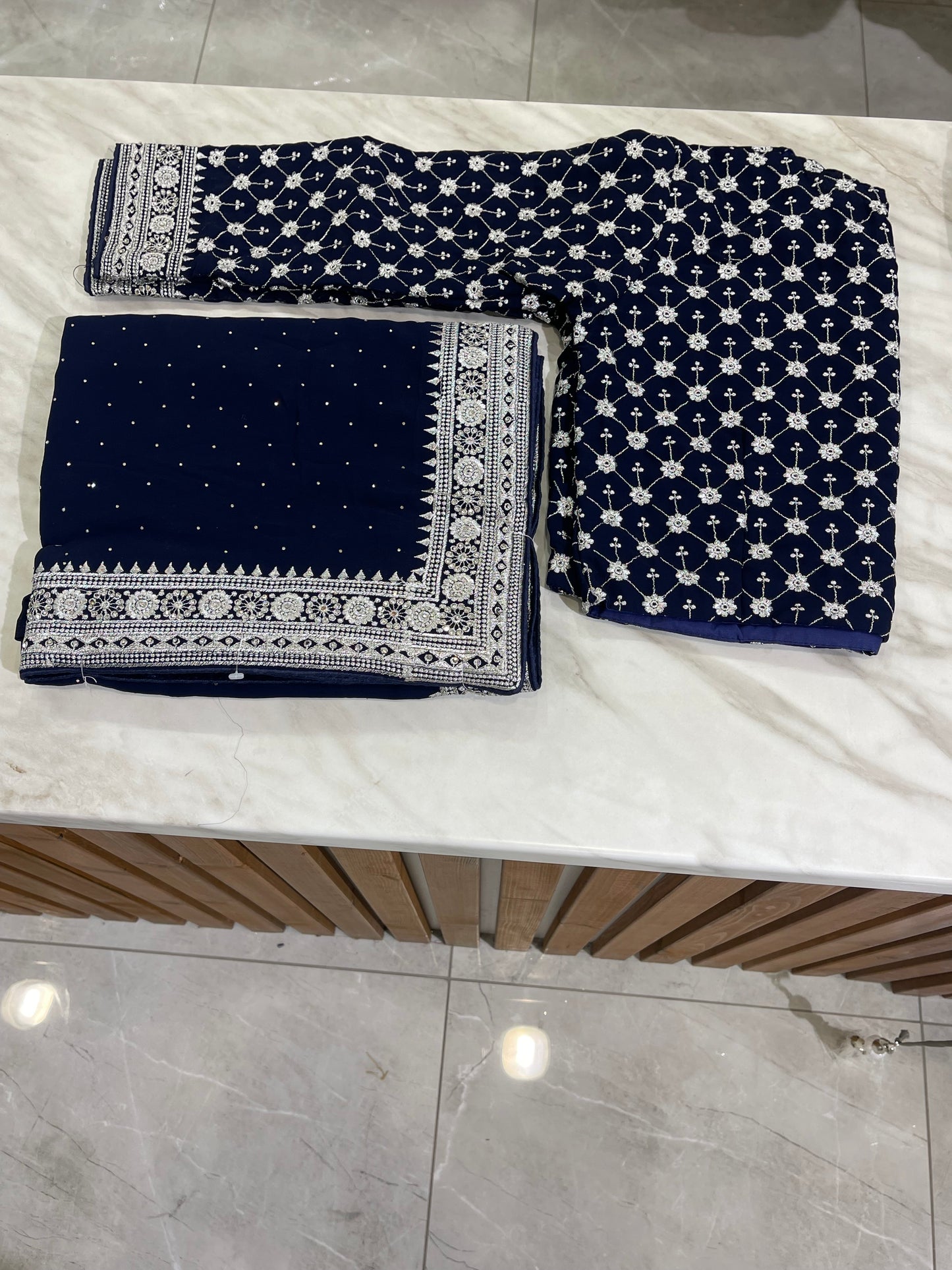 #1782 Saree