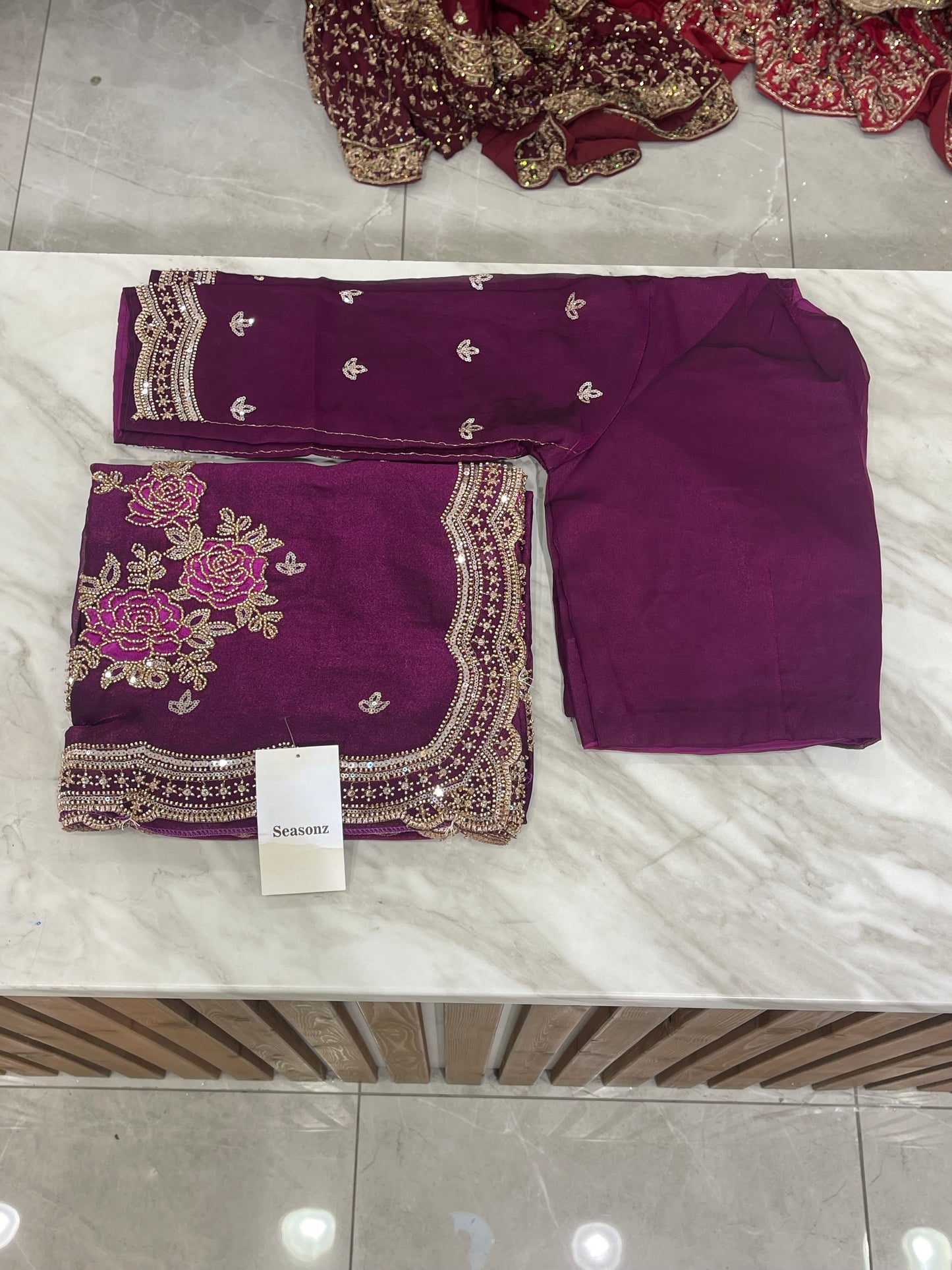 # 2213 Saree