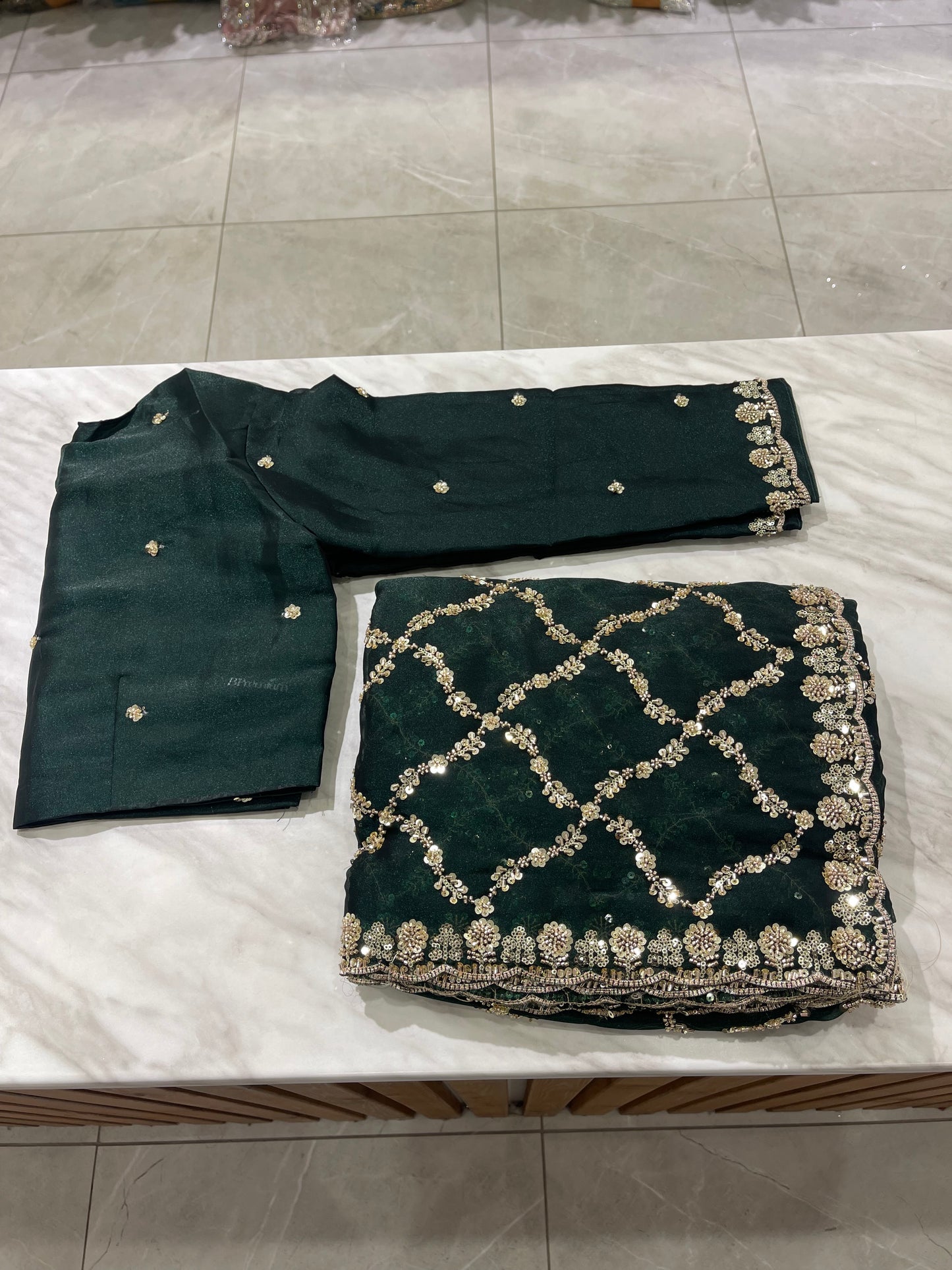 #1997 Saree