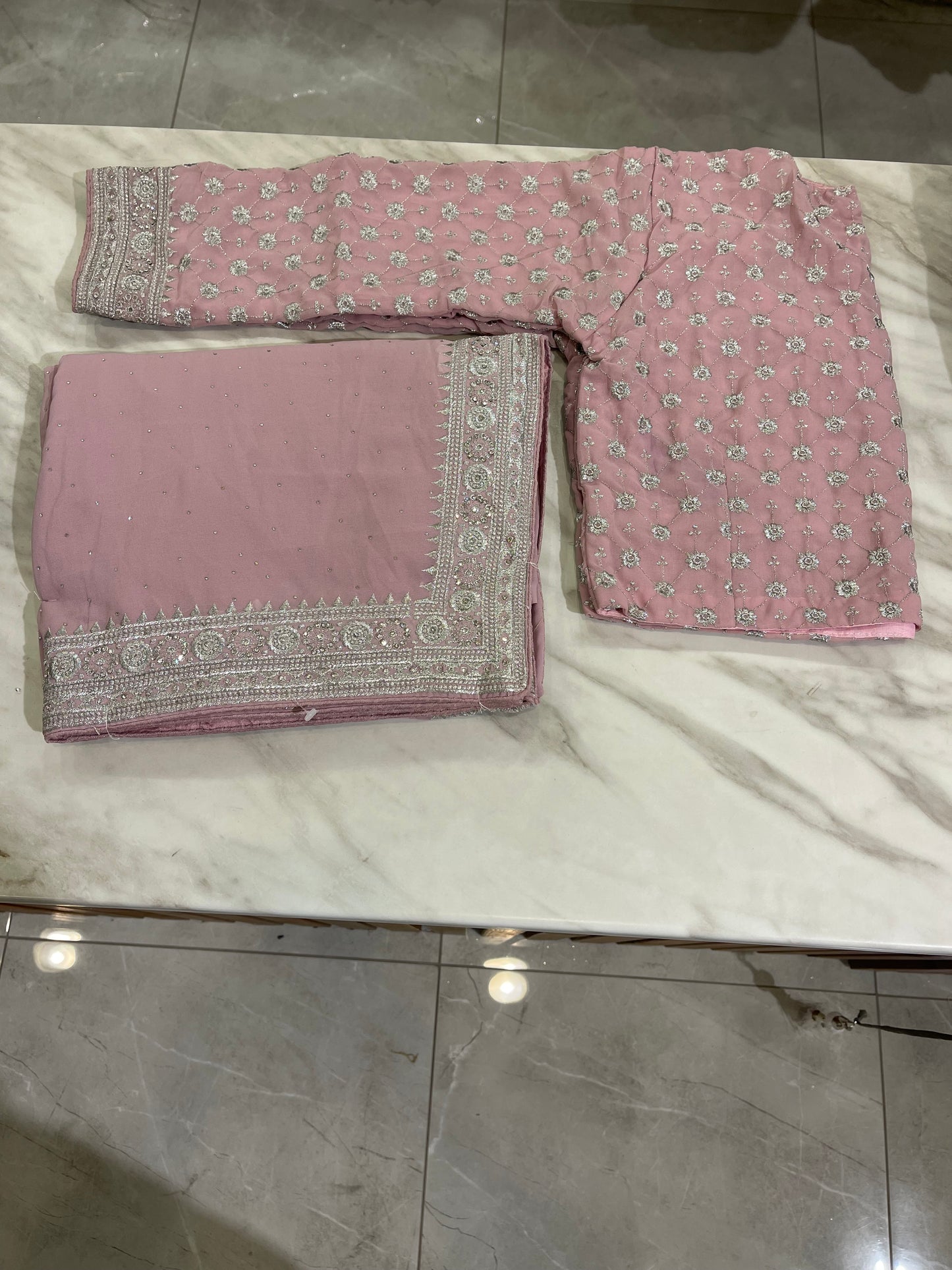 #1782 Saree