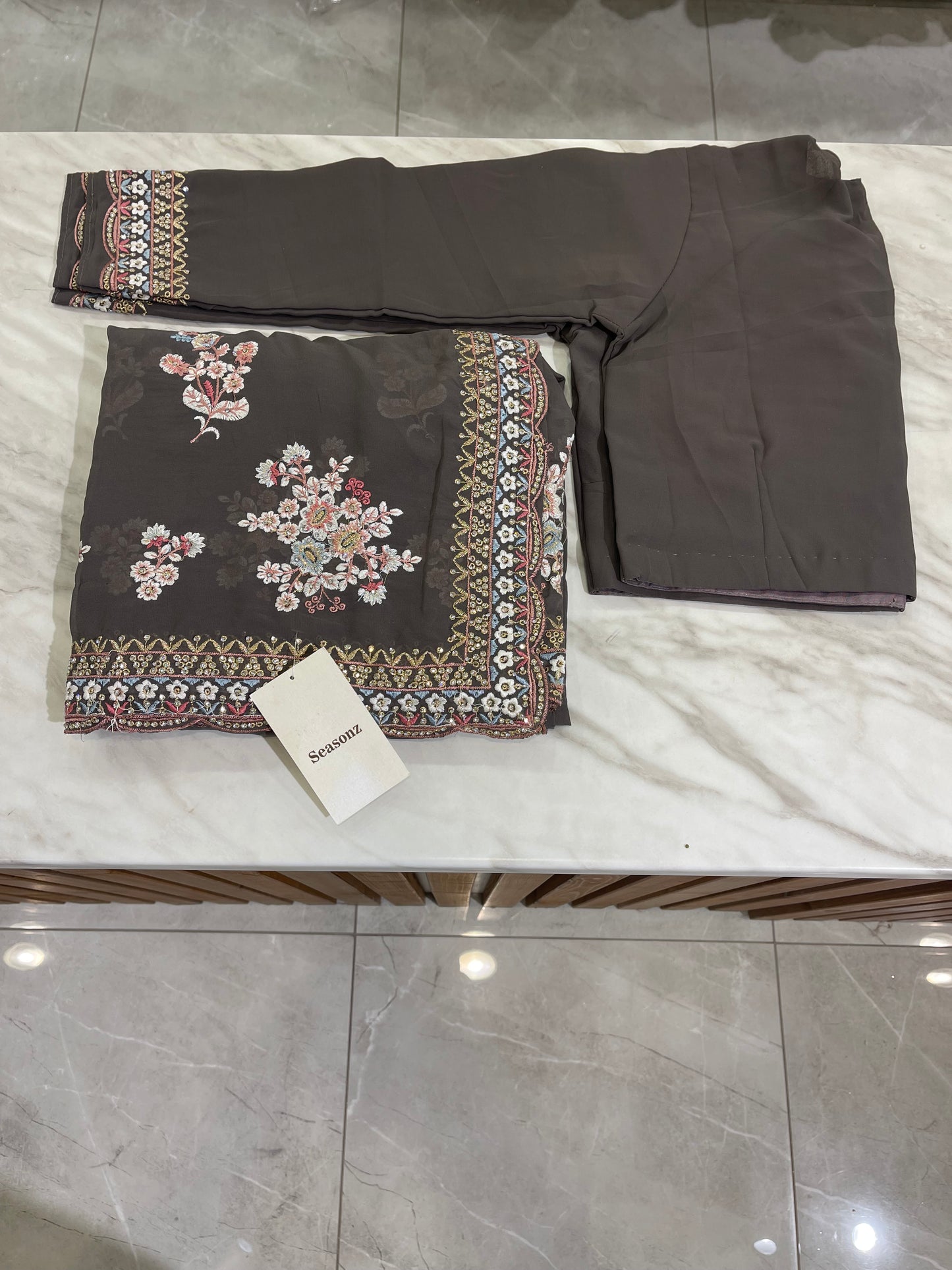 #1787 Saree