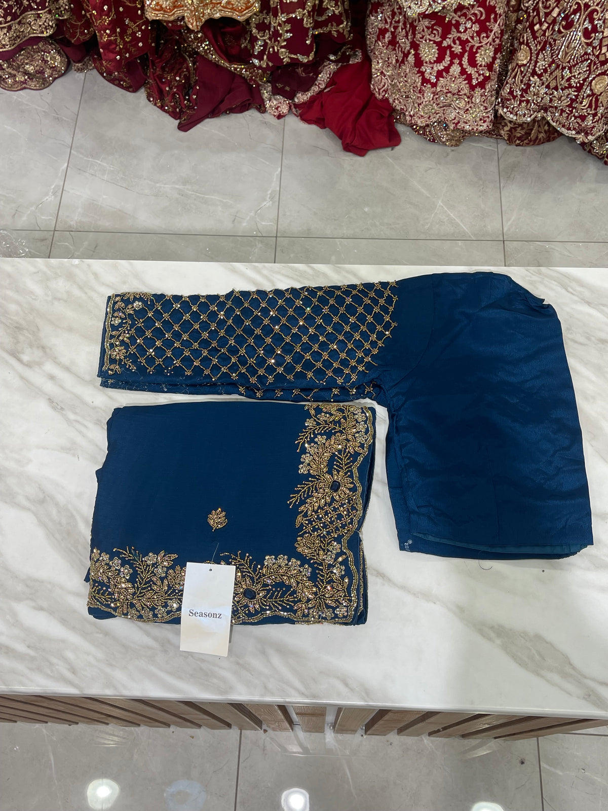 # 2050 Saree