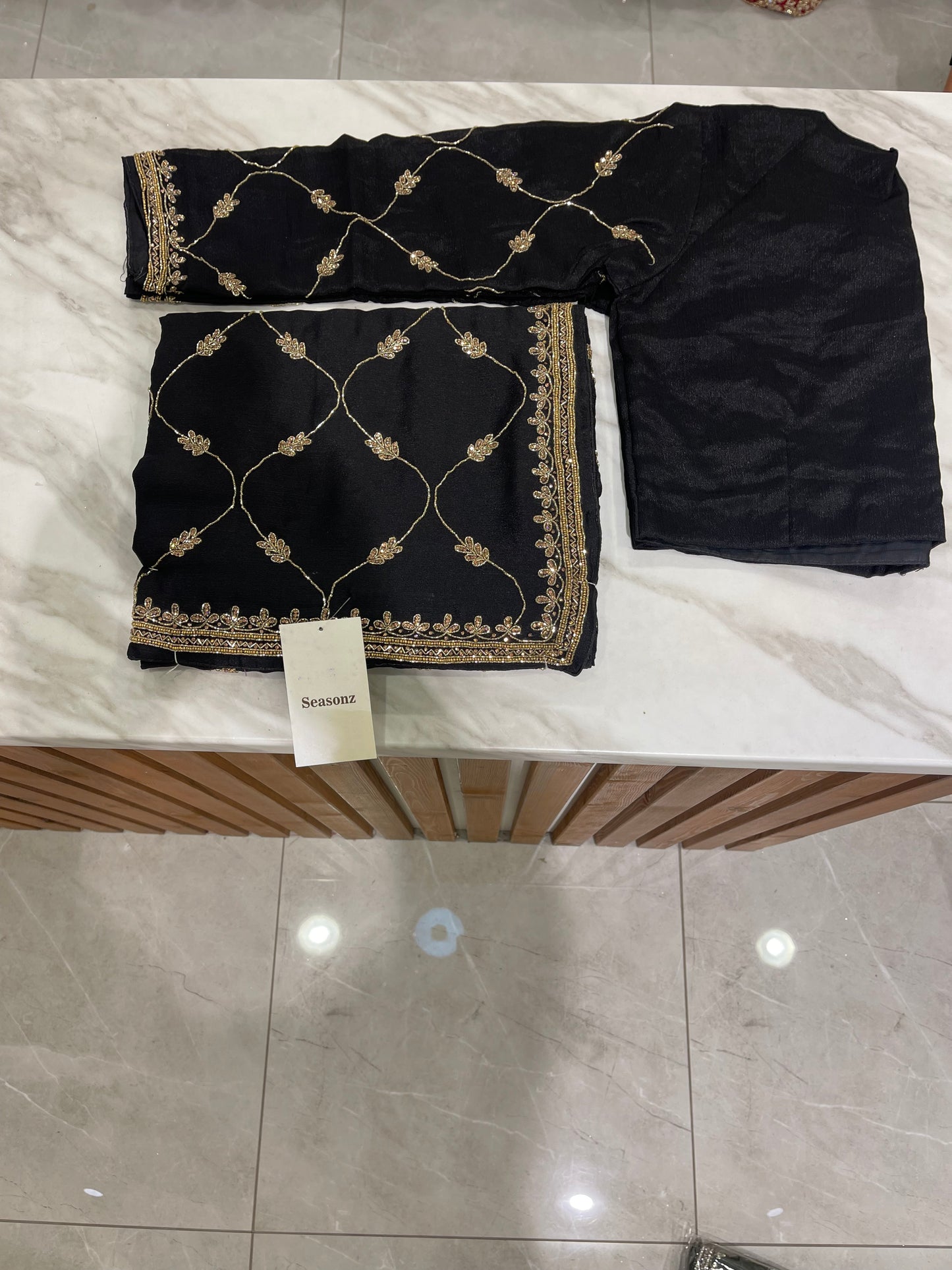 #1774 Saree