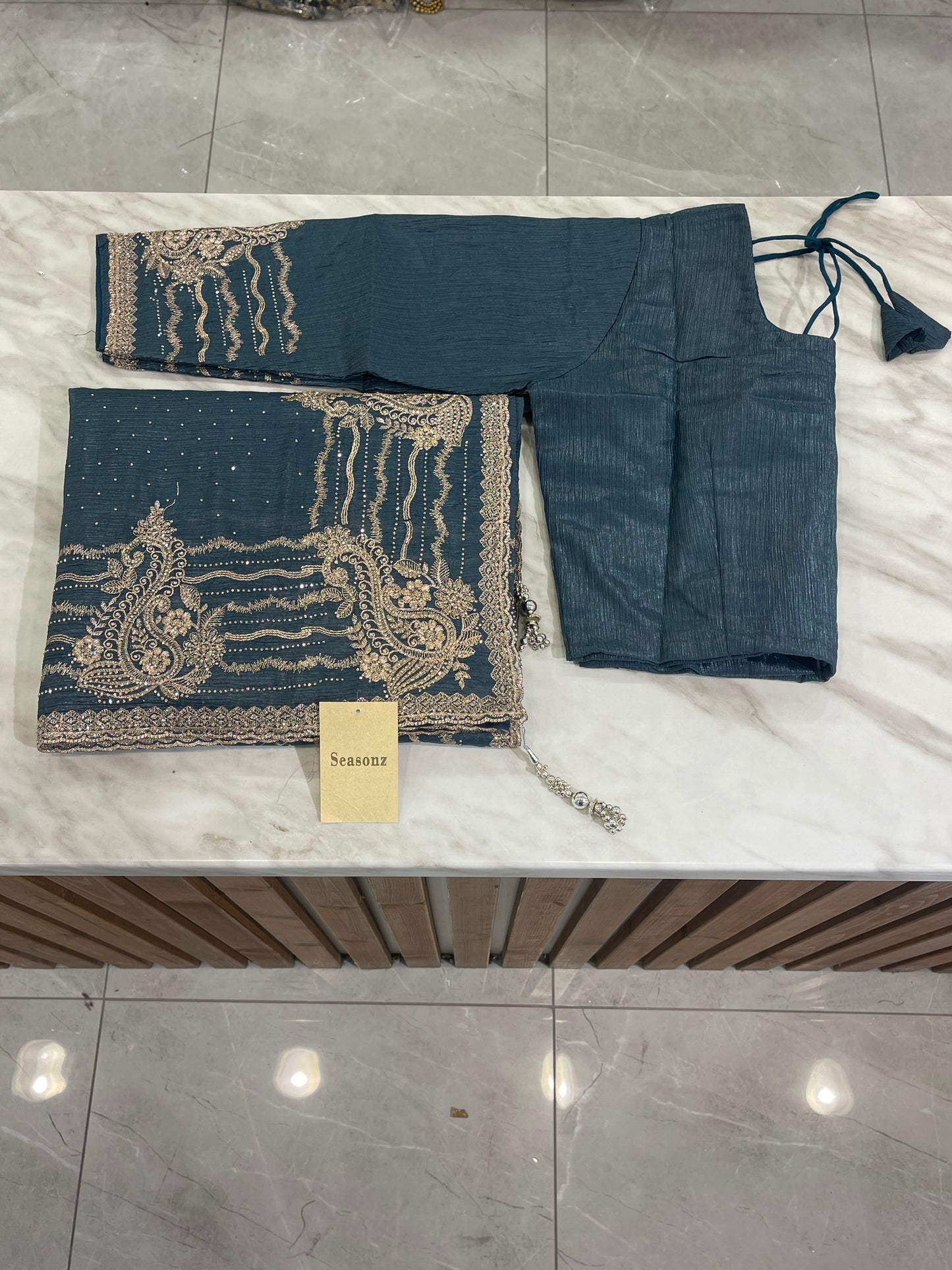 # 504 Saree