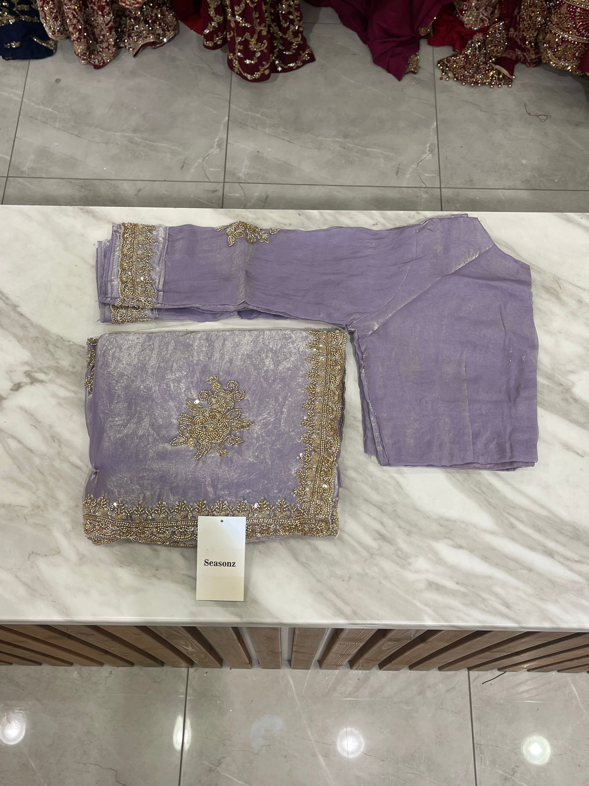 # 2108 Saree