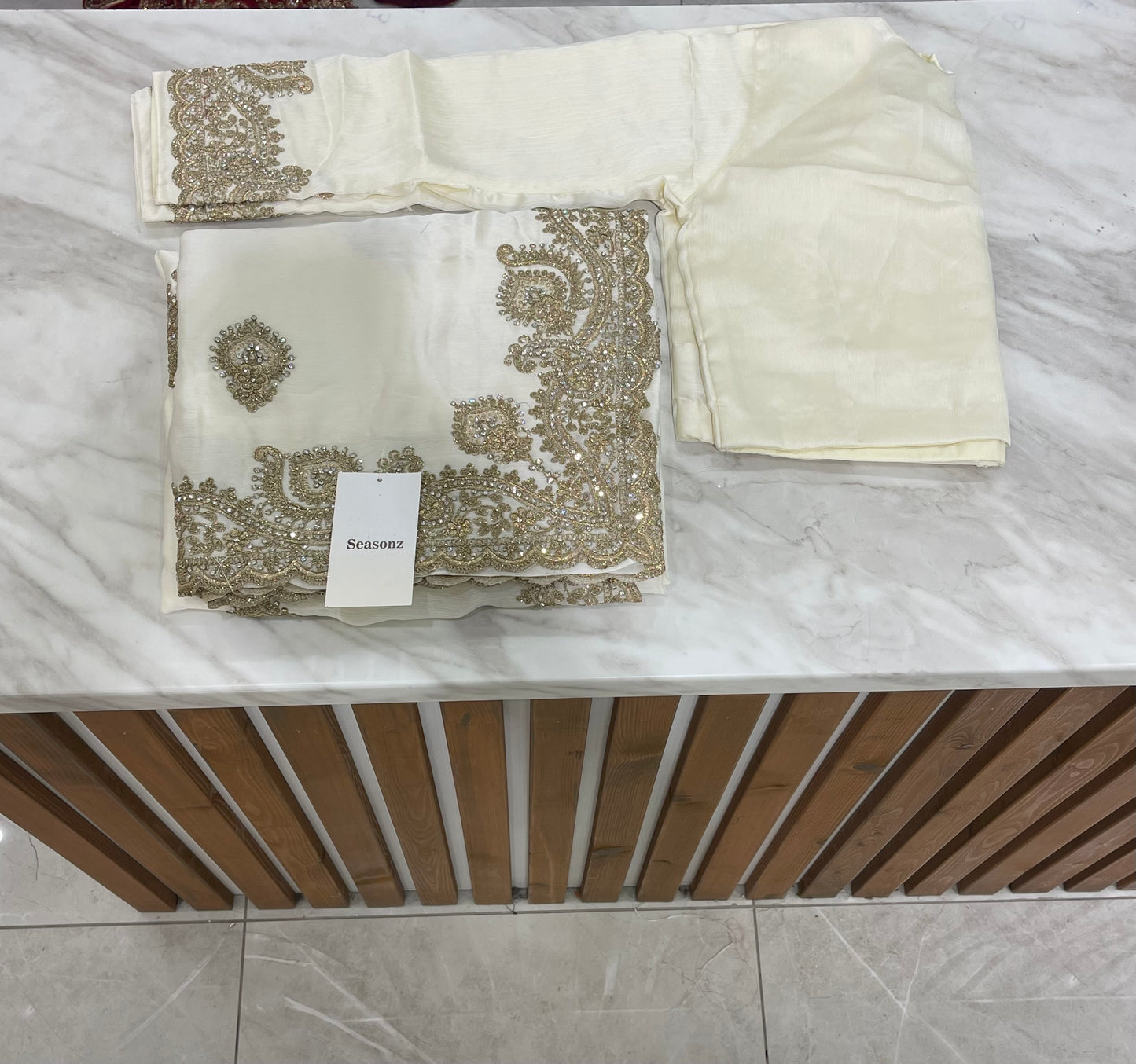 # 1785 Saree