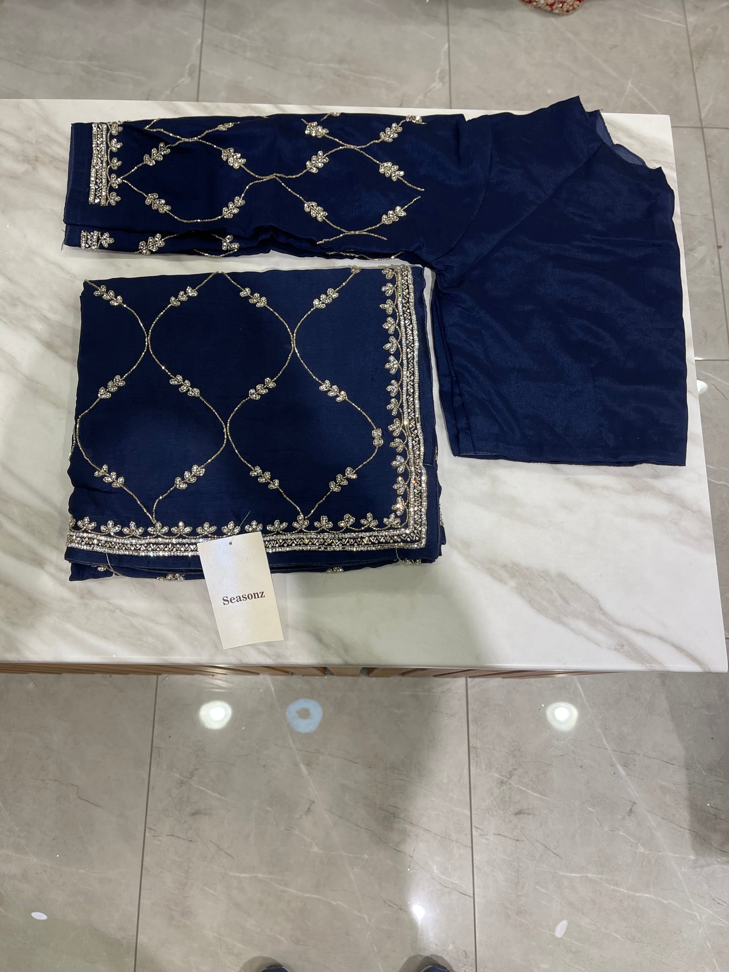#1774 Saree