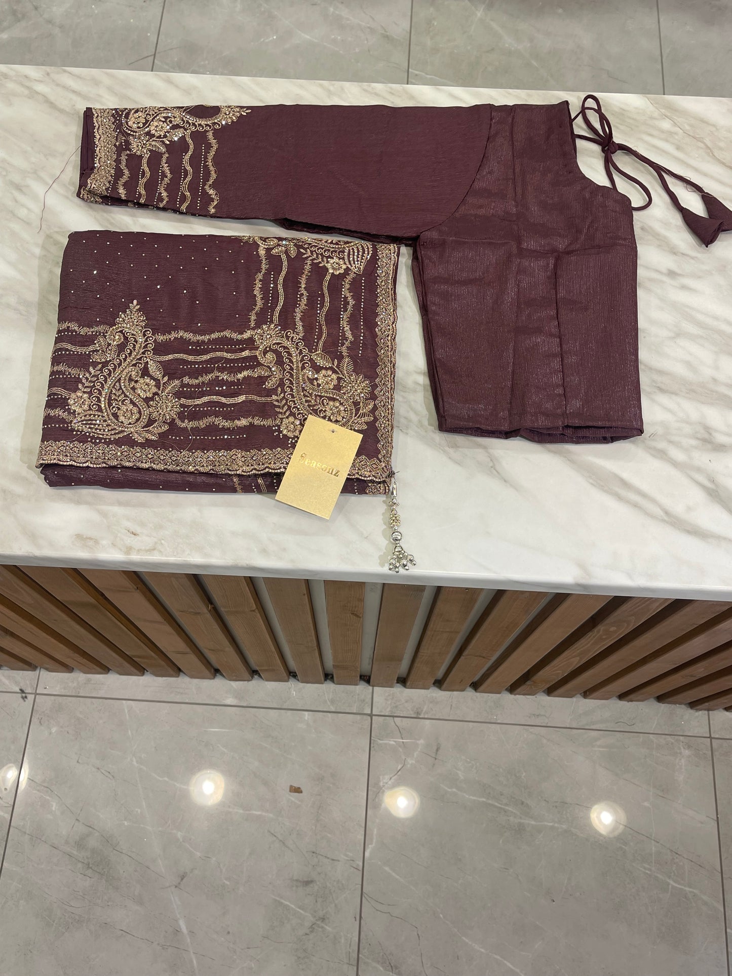 # 504 Saree