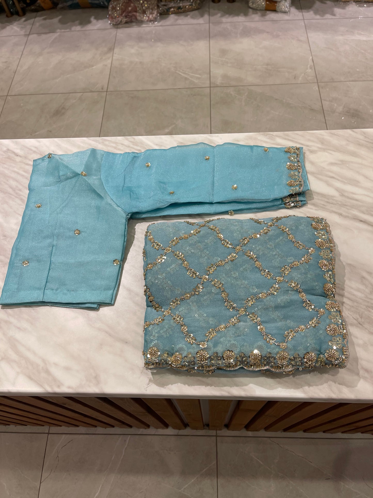 #1997 Saree
