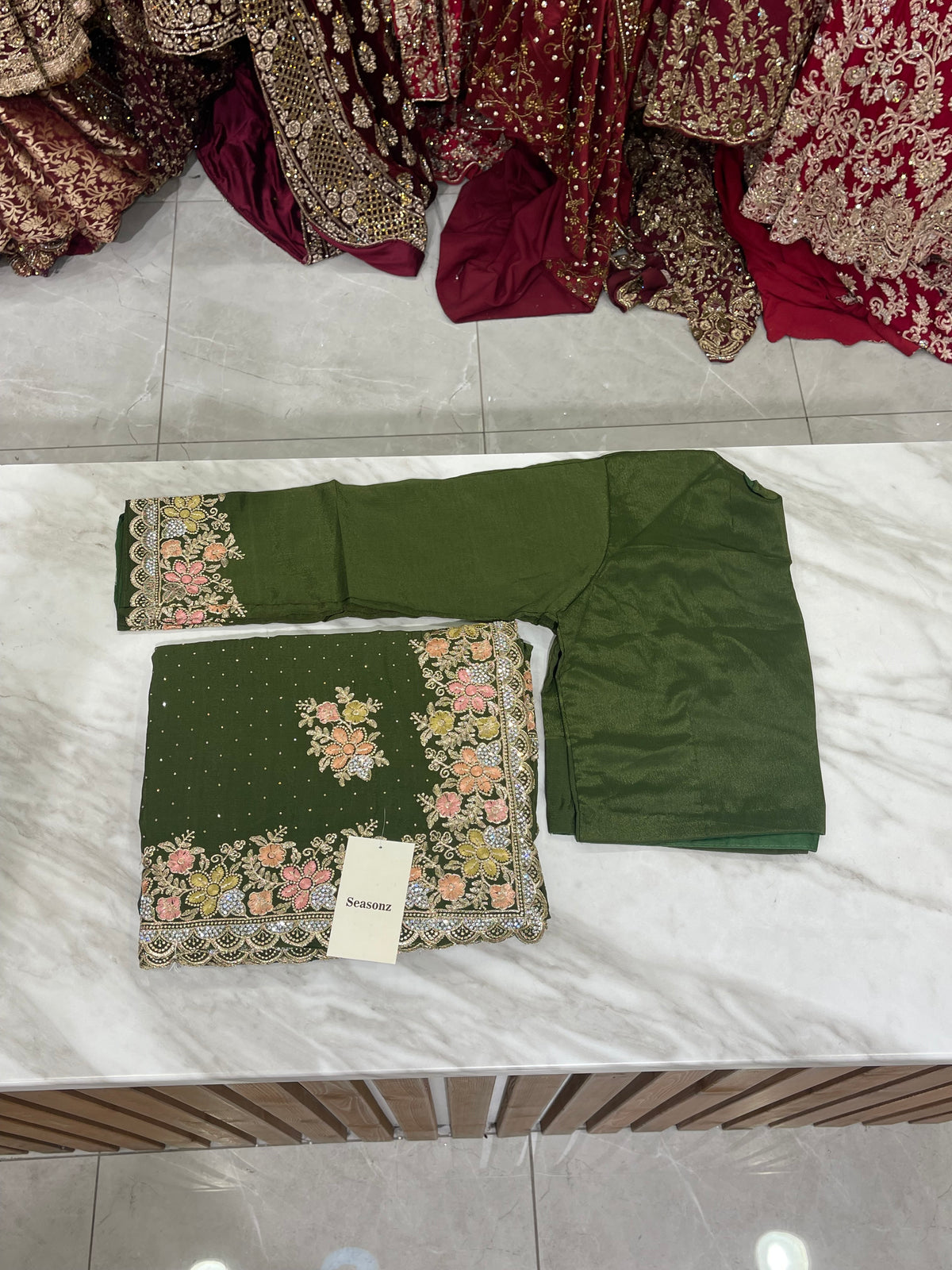 # 2074 Saree