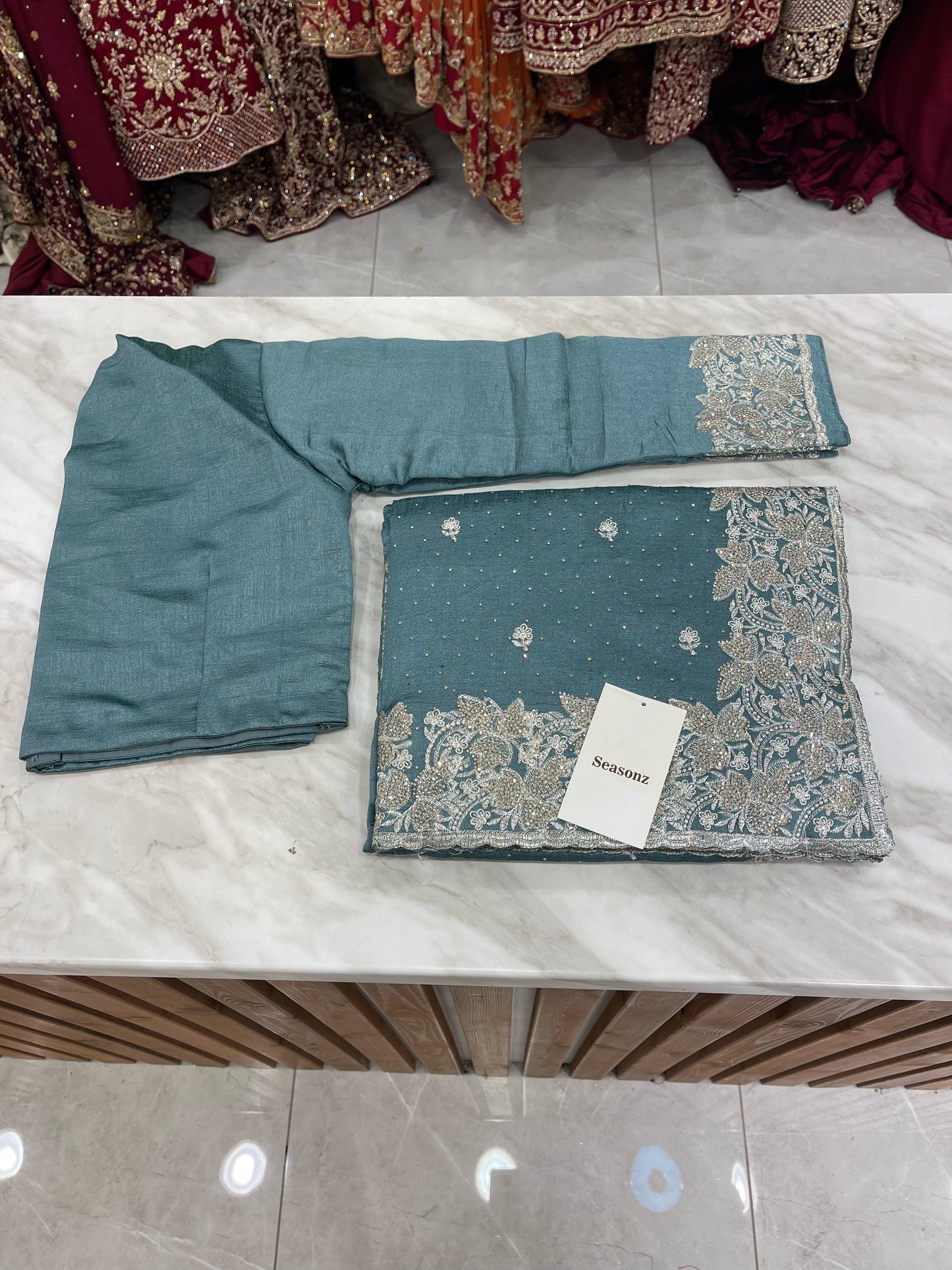 #1800 Saree