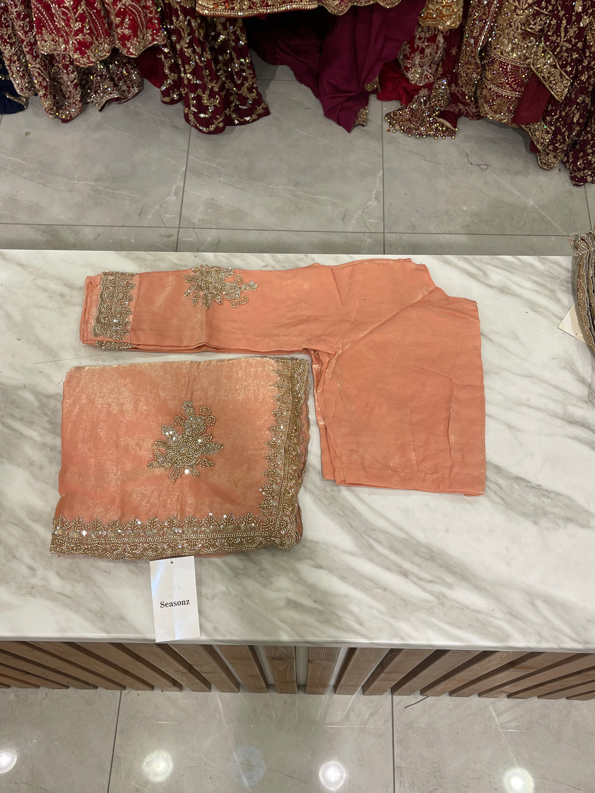 # 2108 Saree