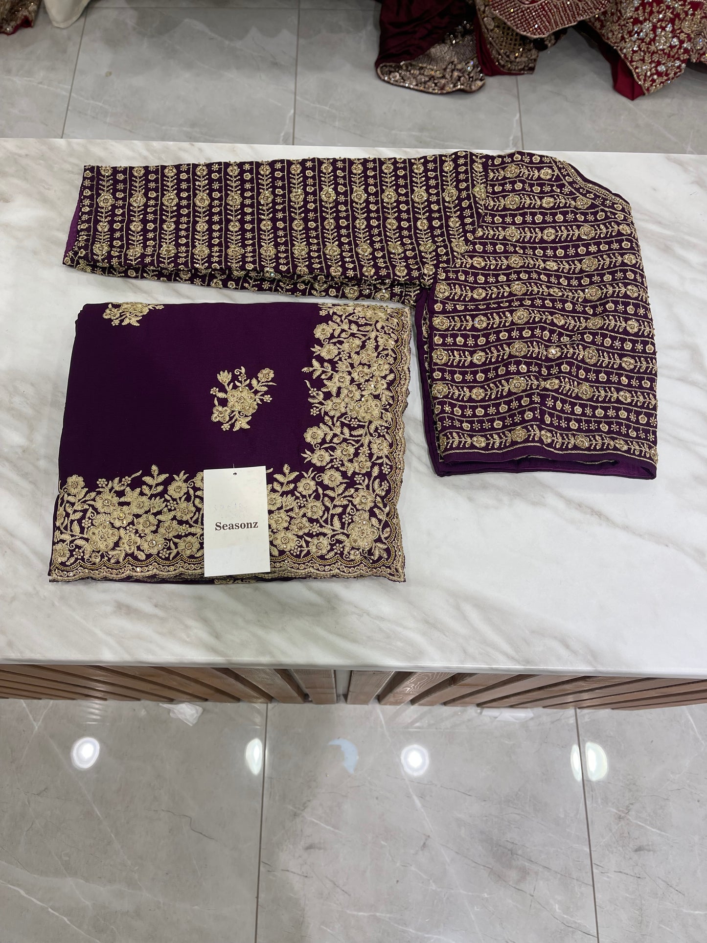 #1802 Saree