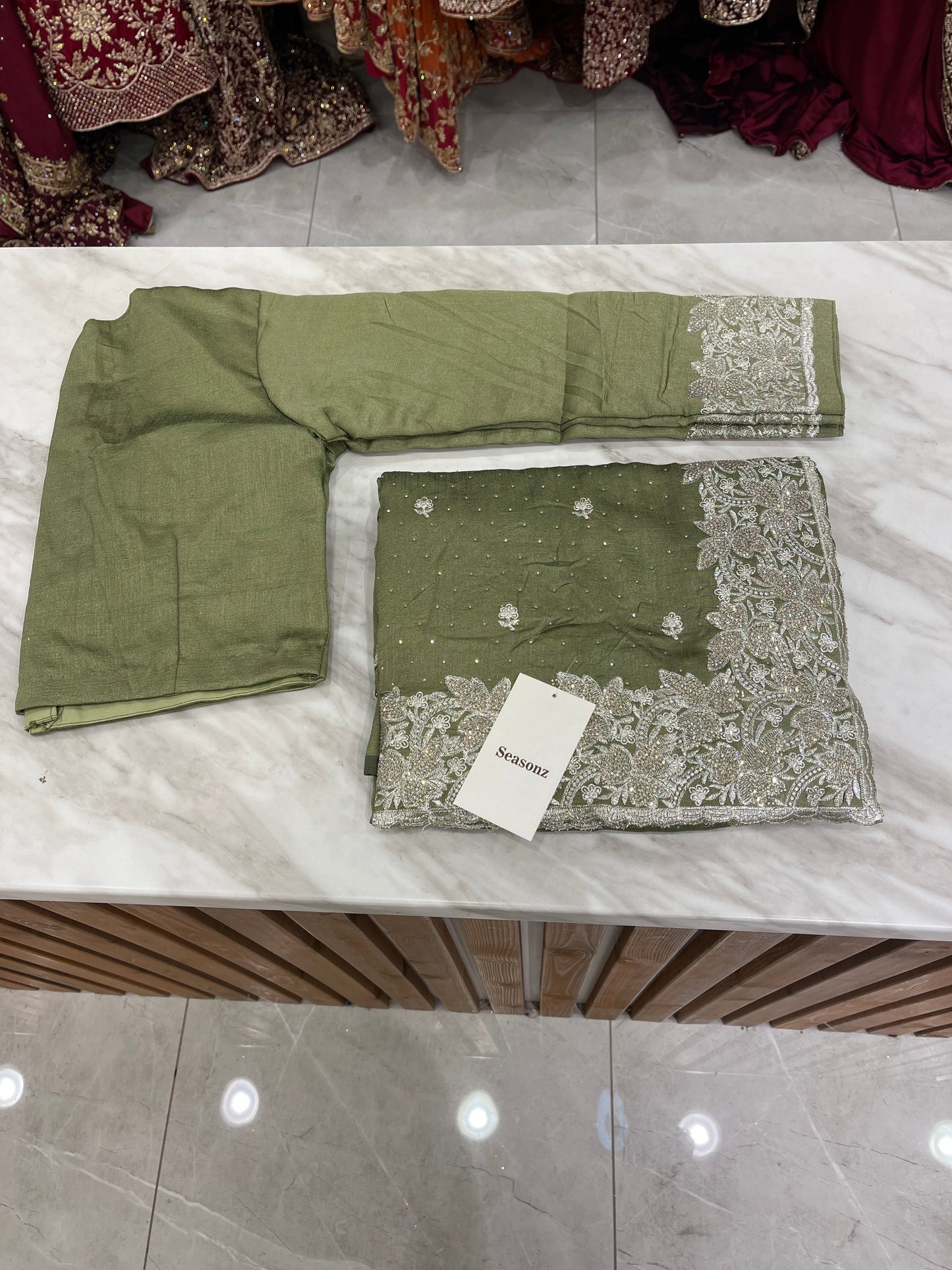 #1800 Saree